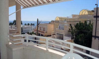 2 bedrooms apartment near the beach with private terrace, sea view