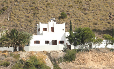 Casa Andaluza con jardín, terrazas y cochera