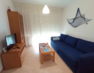 Bright 2 bedroom apartment in the center of the village and close to the beaches
