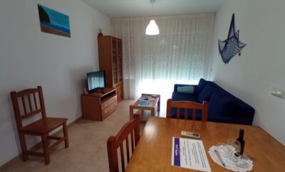 Apartamento luminoso 2 dormitorios, centro pueblo y cerca de las playas