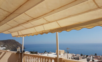 2-bedroom apartment with private terrace and sea views