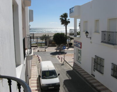 Piso 2 dormitorios con terraza vista al mar en Playa La Puntica