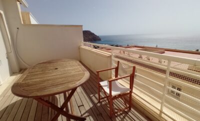 Penthouse 2 bedrooms, private terrace with panoramic views to the sea and the village